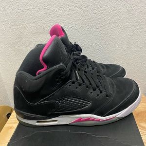 Women's size 8 Air Jordan 5 Retro Black 'Deadly Pink'
